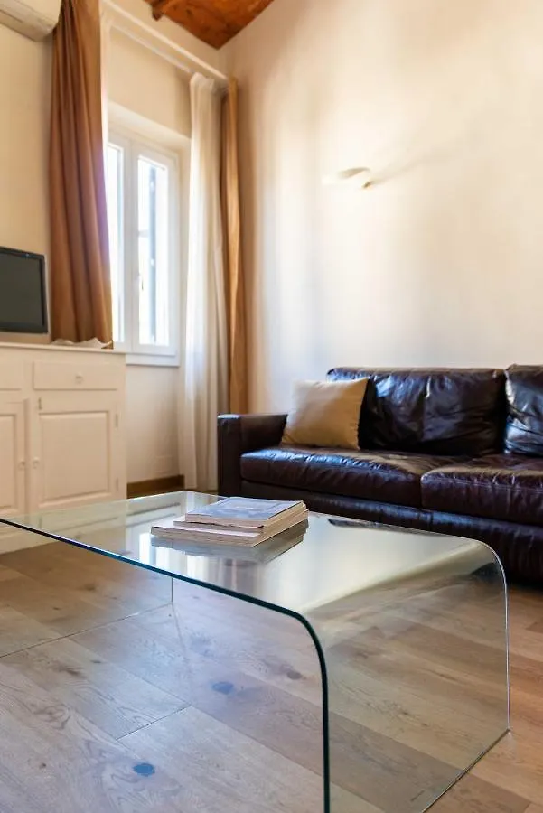 Appartement Modern, Bright Near Boboli Gardens & Santo Spirito - Homeunity Florence